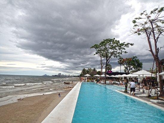 Hobs at Seen Space Hua Hin